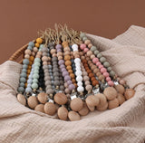 Pacifier clip wood